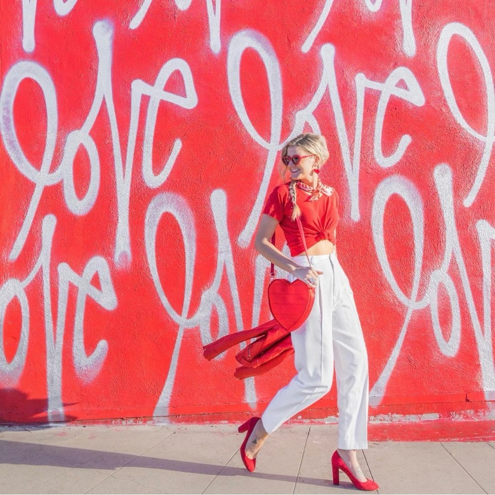 HARVEYS Heart Shaped Bag Red - Picture 13 of 13